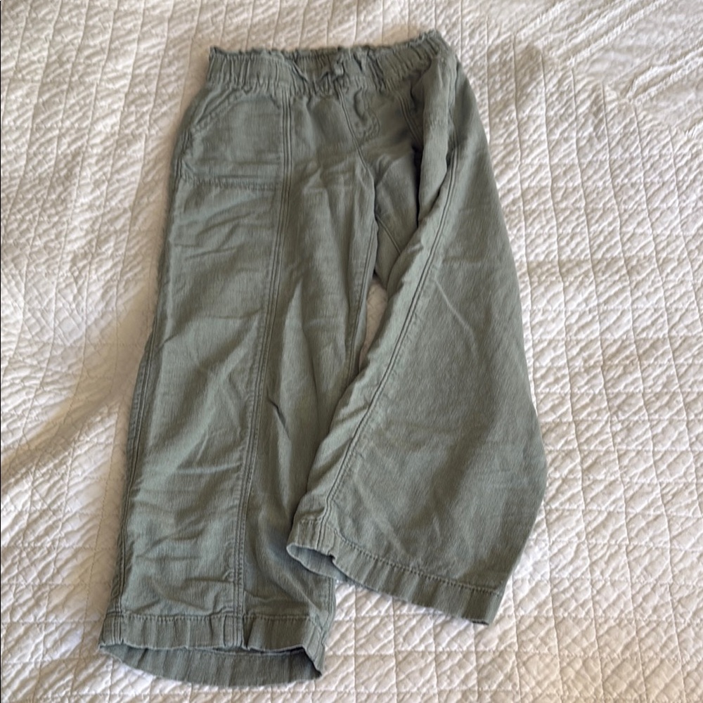 Abercrombie Kids size 7/8 Green Pants